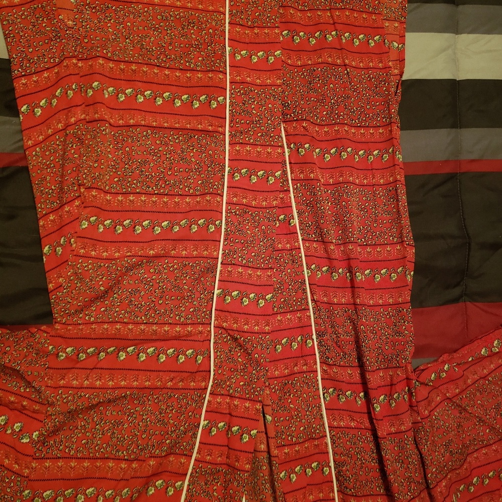 🎉🎉Host Pick 🎉🎉🆕️ Arrival 🆕️ Red Kimono - Picture 3 of 5
